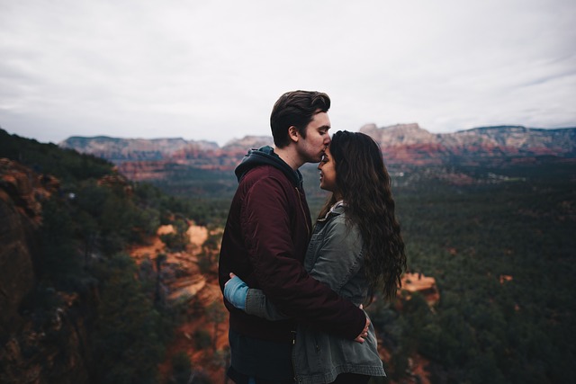 muž a žena v horách.jpg
